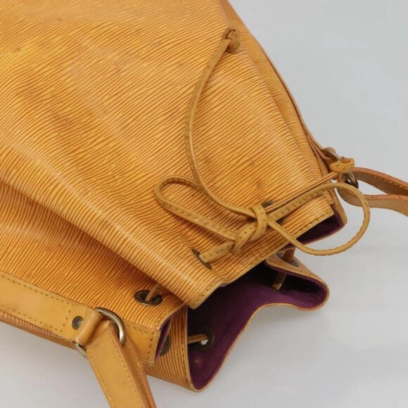 LOUIS VUITTON Epi Petit Noe Shoulder Bag Yellow - Picture 11 of 15